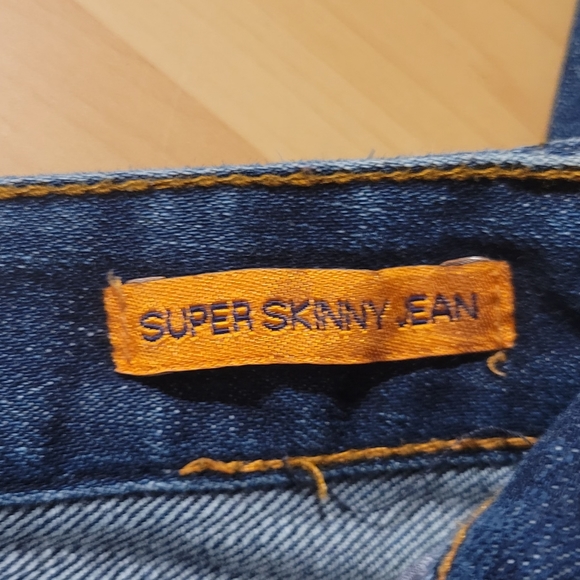 Tory Burch Super Skinny Jeans Size 27 Dark Blue Gold Hardware EUC - Picture 5 of 10